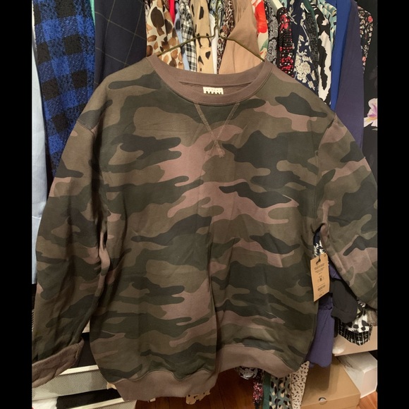 Ardene Men Crewneck - CAMO - Picture 1 of 1